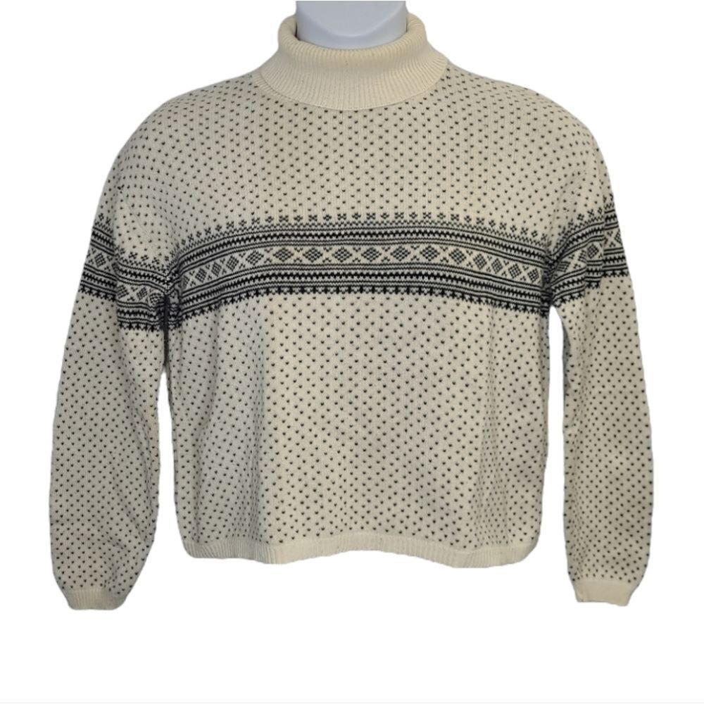 VINTAGE 90s Nordic cream color fold over turtleneck boxy sweater M/L